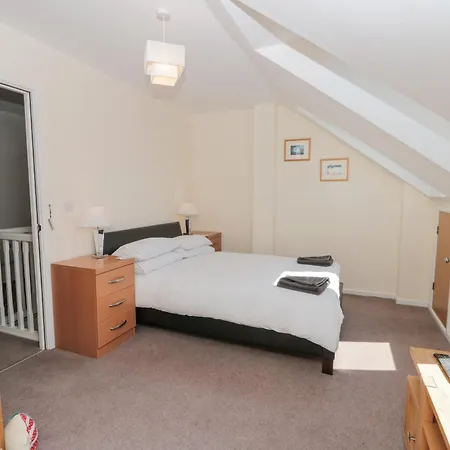 Harbour Apartment